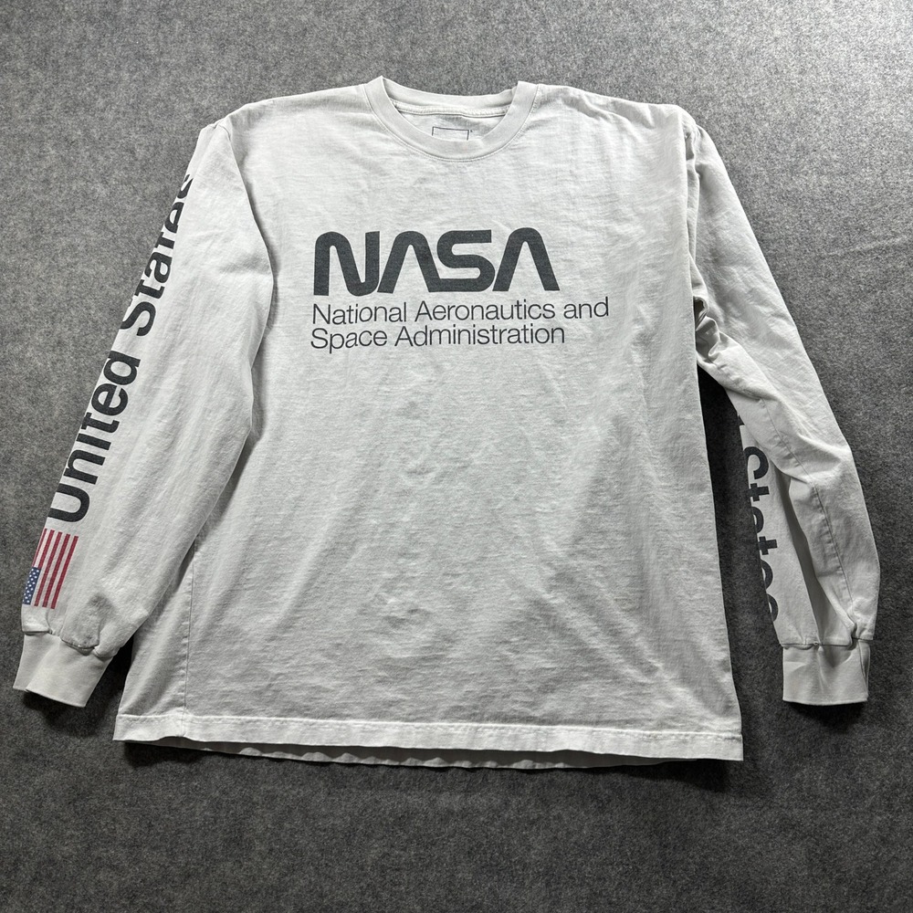 Dumbgood NASA Long Sleeve T-Shirt Mens Large White Buzz Aldrin Graphic Tee